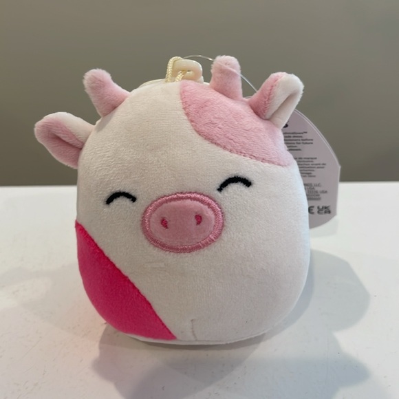 NWT 3.5” Caedyn the Pink Cow Squishmallow Clip - Picture 1 of 5